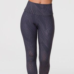 Onzie - Selenite Midi Leggings - Concord Selenite - L